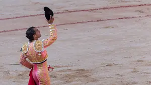 Iván Fandiño brindó su toro a Víctor Barrio en su última actuación en Pamplona en San Fermín