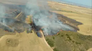 Navarra entra en alerta "extrema" de riesgo de incendios mientras las llamas arrasan 71 hectáreas en Carcastillo y en Cárcar