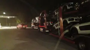 Inmovilizan cerca de Bertiz el portacoches que conducía por Navarra un conductor drogado y con hachís