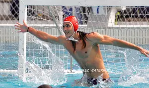 Waterpolo Navarra se hace con una nueva promesa: Daniel Darias, el portero canario que apunta alto