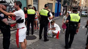 Premio para la Policía Municipal de Pamplona: Vitoria se fija en la labor policial de San Fermín para su dispositivo de fiestas