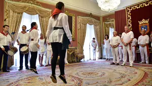 Pamplona y Bayona estrechan lazos por San Fermín: la villa, invitada de honor por el Día de las Ciudades Hermanas