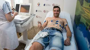Se acabaron las vacaciones: los jugadores de Osasuna pasan las pruebas médicas en la CUN
