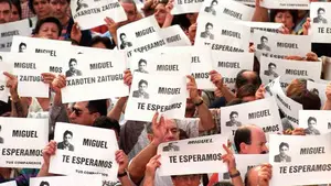 Bildu se niega a condenar el asesinato de Miguel Ángel Blanco y Podemos cree que ETA no debe pedir perdón a las víctimas