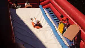 Pamplona ayuda a sus vecinos a conciliar la vida laboral y familiar con estas subvenciones