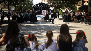 La distancia no es problema: el Lar Gallego de Pamplona lanza su Chupinazo por celebrar las fiestas de Santiago