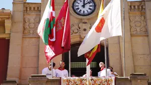 La Delegación del Gobierno y UPN recurrirán la decisión del Ayuntamiento de Estella de colocar la ikurriña durante el cohete