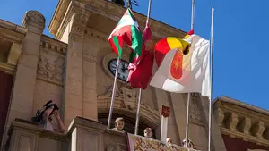 Revés al cuatripartito: un tribunal anula la colocación de la ikurriña en el chupinazo de Estella