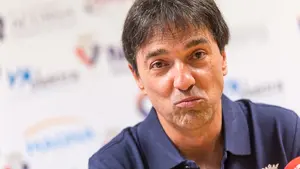 Imanol Arregui, indignado: "Es muy triste. Siempre pasa lo mismo y nosotros nos merecemos un respeto"