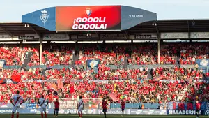 El Sadar cuelga el cartel de completo: Osasuna cierra con récord su nueva campaña de socios tras llegar al límite