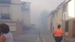 Así ha sido el incendio que ha mantenido en vilo a Milagro: una densa nube de humo ha cubierto uno de sus miradores