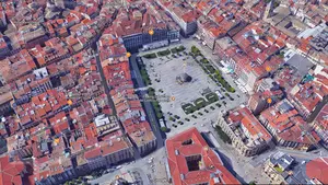 Sortean un vuelo en avioneta entre los clientes de los comerciantes del Casco Antiguo