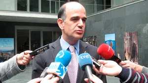 El senador navarro Alberto Catalán (UPN): "Negar comparecencias de expertos es propio de una ley mordaza"