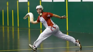 El navarro Santi Uterga será el rival de Javier Urriza en la gran final del torneo individual de remonte