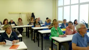 Estudiar a partir de los 50 a&ntilde;os: UNED Pamplona abre el plazo de matr&iacute;cula de su programa senior