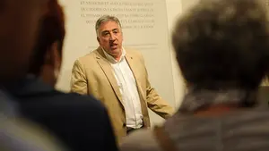 Asirón, sobre los desacuerdos para implantar la zona azul en la Rochapea: "Nos tiraremos del pelo si hace falta"