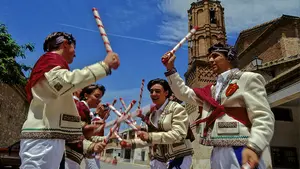 Navarra cierra un intenso septiembre y Cortes conecta su periodo de fiestas con octubre