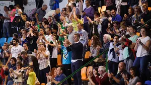 El Helvetia quiere llenar el pabellón este sábado para recibir al Ademar de León y celebrar el gran inicio de liga