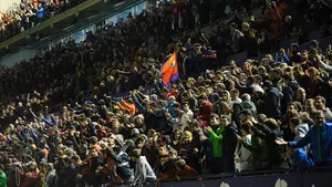 Osasuna presentará alegaciones a la denuncia de la Liga contra seguidores rojillos por cánticos ofensivos