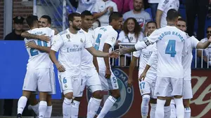 Sigue la crisis de juego: el Real Madrid se lleva los tres puntos del estadio de Mendizorroza con bastantes apuros 
