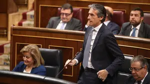 De la Serna reconoce que "no está siendo nada fácil" el TAV en Navarra por las dificultades del cuatripartito