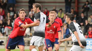 Empate en Tajonar: el primer derbi navarro entre Osasuna y Tudelano en la Segunda B termina en tablas