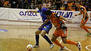 La primera victoria: el Aspil Vidal logra los tres puntos ante el Peñíscola en el pabellón Ciudad de Tudela