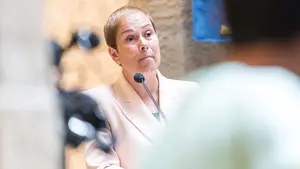 Barkos se aferra ahora a la Constitución para recordar que permite "decidir" que Navarra pueda unirse al País Vasco