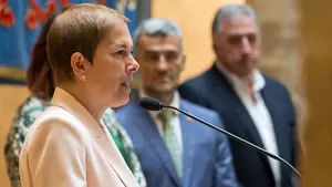 Barkos se compromete con la UPNA en su 30 aniversario y dice que financiará la implantación del grado de Medicina