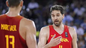 Los hermanos Pau y Marc Gasol critican la "violencia" de las fuerzas de seguridad para frenar el referéndum