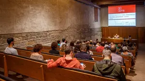 La importancia del periodismo de datos, a debate en una ponencia organizada por la UPNA en Pamplona