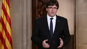 Puigdemont habla ahora de "diálogo y mediación" tras saltarse todas las leyes establecidas
