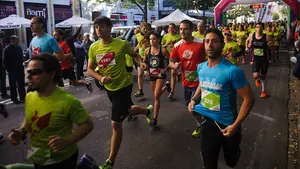 Solidaridad a la carrera: cientos de personas corren por Pamplona en la IV marcha organizada por Anfas
