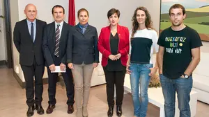 Barkos y Solana reciben a los organizadores del Nafarroa Oinez 2017, que este domingo se celebra en Lesaka