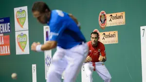 Mano a mano de campeones navarros en el Labrit: las imágenes del duelo entre Bengoetxea y Olaizola