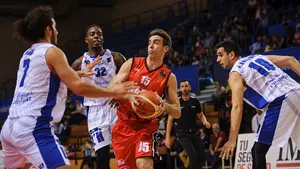 El Basket Navarra pierde en la pista del Morón jugando con solo siete jugadores