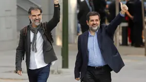 El político preso Jordi Cuixart sale de la cárcel de Lledoners para someterse a una operación