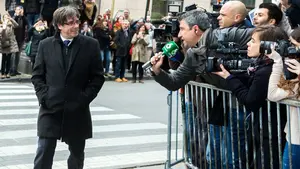 Puigdemont no pide asilo político en Bélgica, asume la acción de la justicia y reconoce las elecciones del 21-D