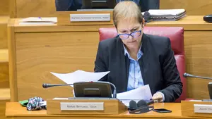 Los navarros suspenden a Barkos: la presidenta empeora su gestión al frente del cuatripartito