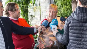 Eusebio Unzué destaca la "suerte" de contar con tres líderes que podrían ir al Tour de Francia