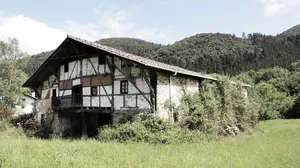 Vivir en el Pirineo navarro: piden regular los caseríos como viviendas para impulsar el entorno rural