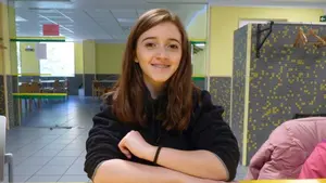 Pilar López, la primera jotera argentina que emociona a los navarros con su extraordinaria voz