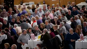 La fiesta anual de UPN reúne a cientos de personas en Andosilla: las imágenes del acto
