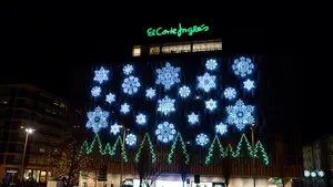 La Navidad se enciende en Pamplona: El Corte Inglés recibirá las fiestas con fuegos artificiales