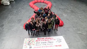 El Parlamento de Navarra se pone en pie contra la discriminaci&oacute;n, el estigma y el prejuicio del Sida