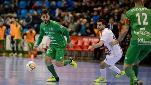 El emocionado adiós de Rafa Usín: "La próxima temporada dejaré de ser jugador de Osasuna Xota"