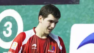 El navarro Ladis Galarza es sustituído por Aretxabaleta para el partido del miércoles en Arrigorriaga