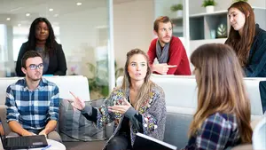 Cámara Navarra apoya a la mujer emprendedora con una jornada sobre creación de ideas de negocio