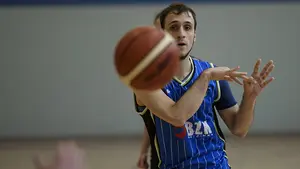 Gran partido de la Liga Eba entre Valle de Egüés y Santurtzi en Sarriguren