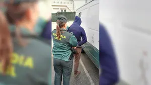 El nerviosismo le delató: detenido en Valtierra por llevar encima speed, cocaína, marihuana y 585 euros